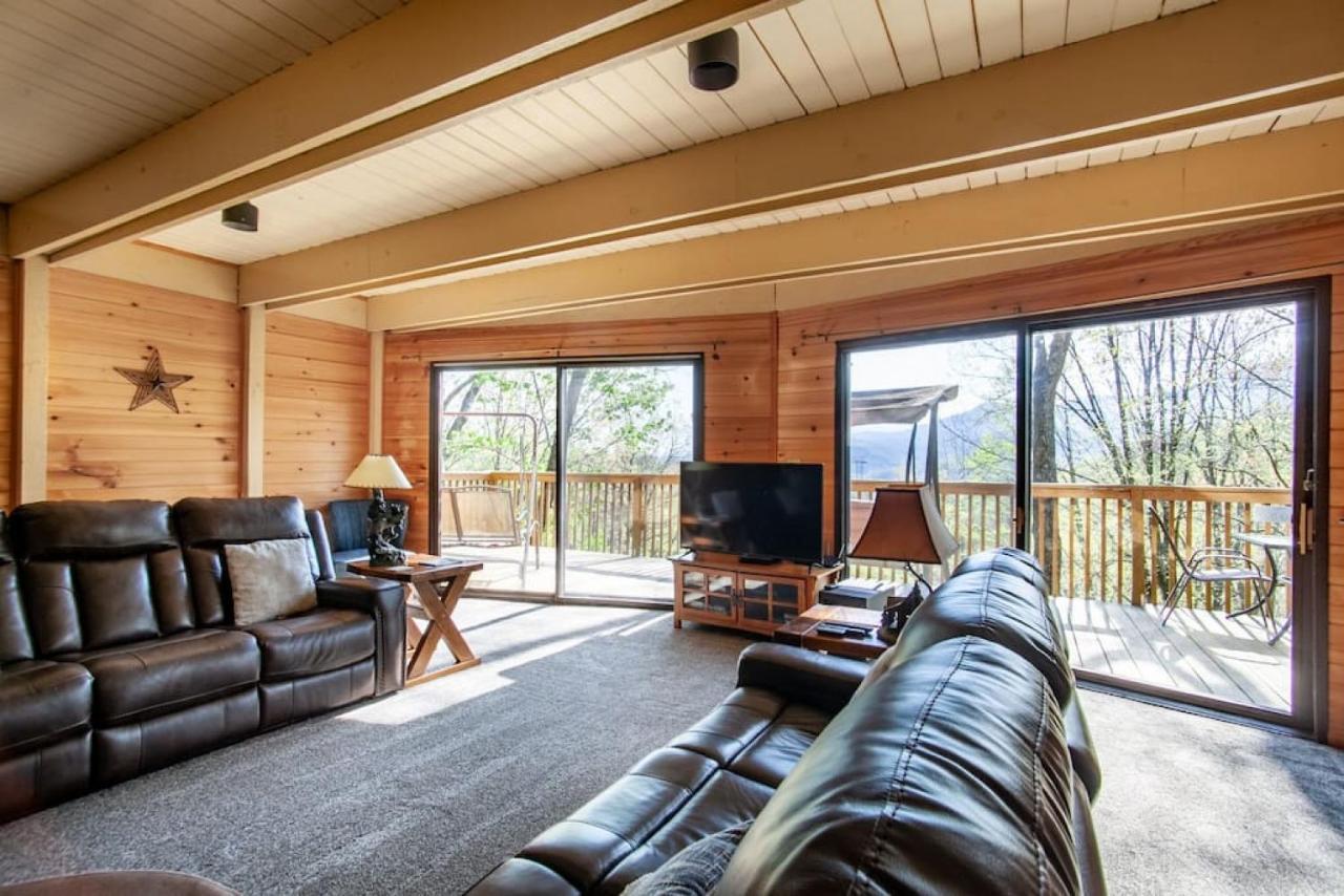Bear View Chalet With Hot Tub And Near Ober Gatlinburg Esterno foto