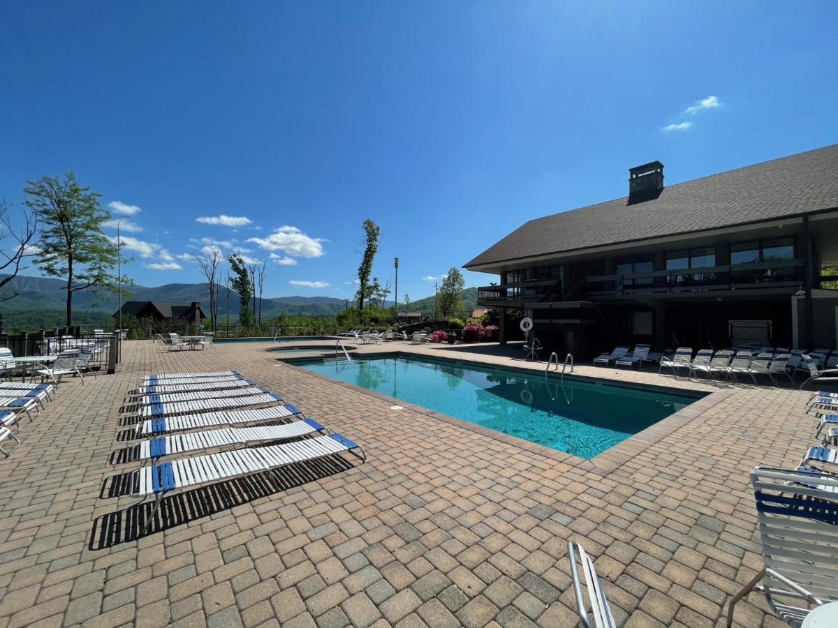 Bear View Chalet With Hot Tub And Near Ober Gatlinburg Esterno foto