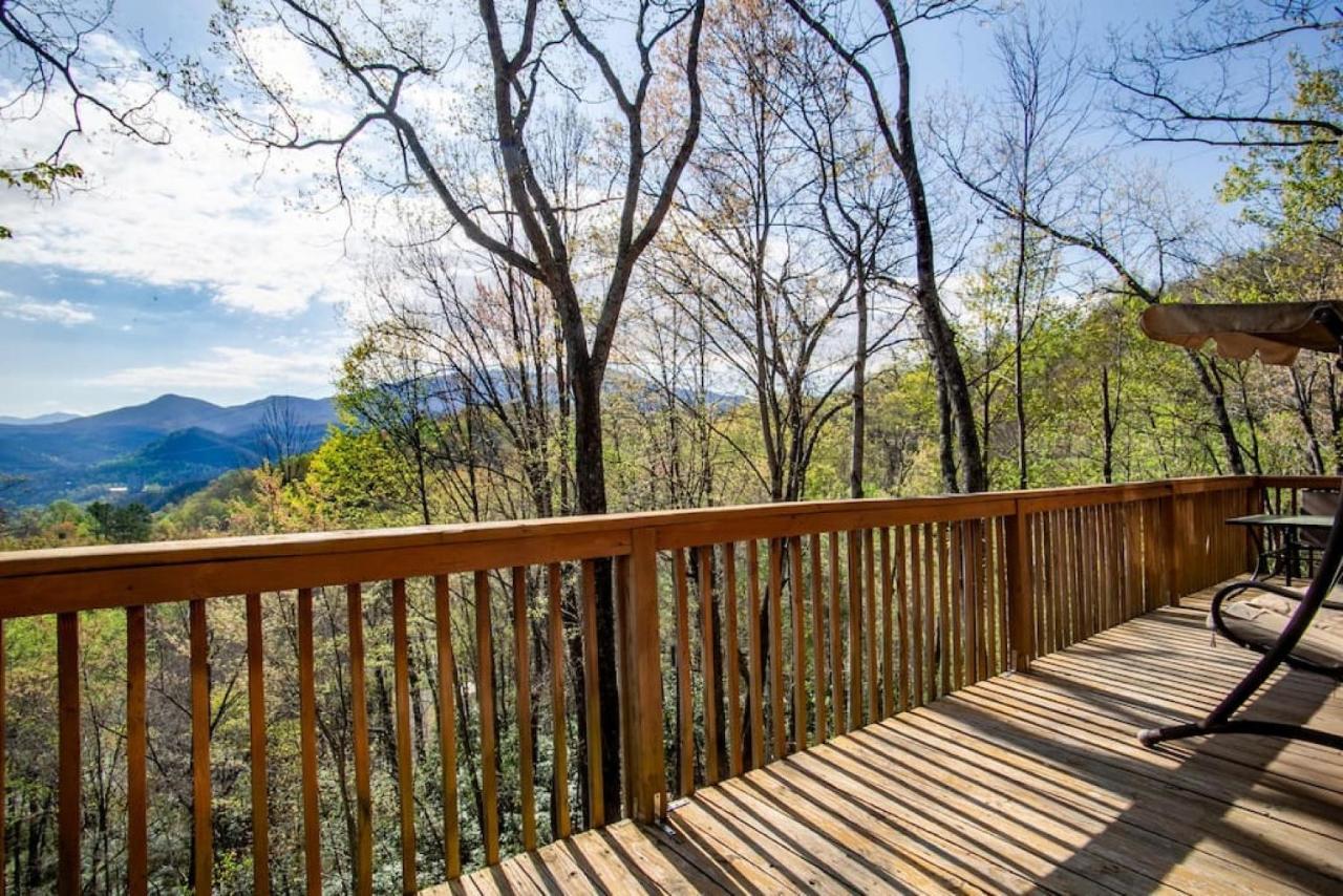 Bear View Chalet With Hot Tub And Near Ober Gatlinburg Esterno foto